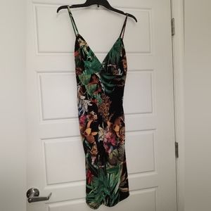 Privy sleeveless designer dress size large